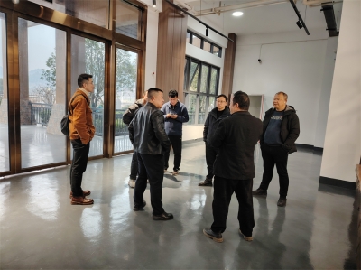 乌当区农业农村局局长一行莅临天朝上品葡萄酒庄调研